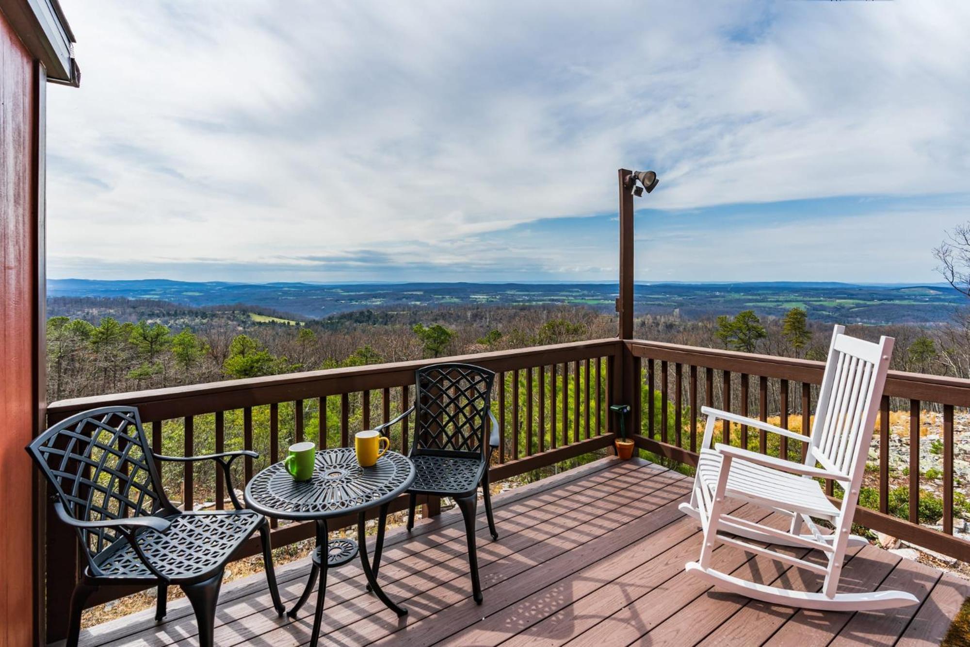 Mountaintop Views, Hot Tub, Deck, Fire Pit & Wifi Augusta 외부 사진